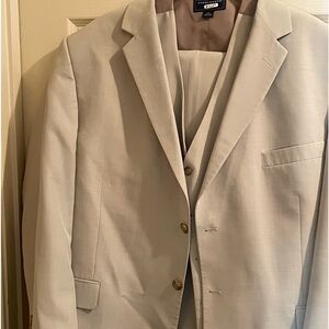 Men’s Saddlebred 3 piece suit tan suit 48 regular vest XL pant 38x32
